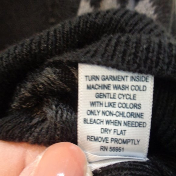 Willow Bay Sweater Vest - Picture 6 of 9